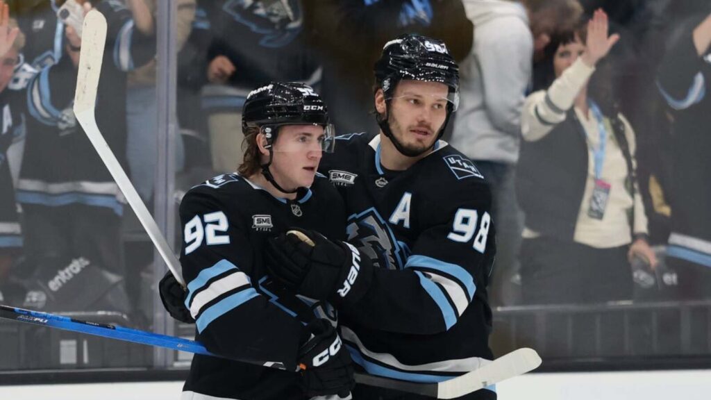 After 4-goal eruption, Logan Cooley and Mammoth host Canadiens