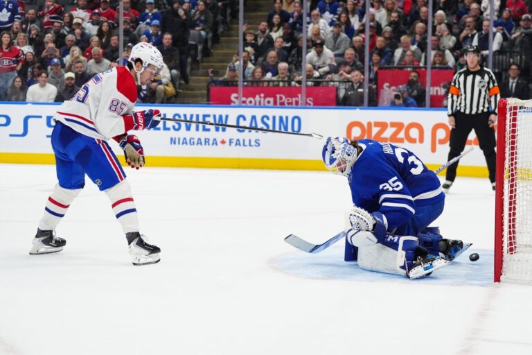 Texier scores shootout winner, Montreal Canadiens top Toronto Maple Leafs 2-1