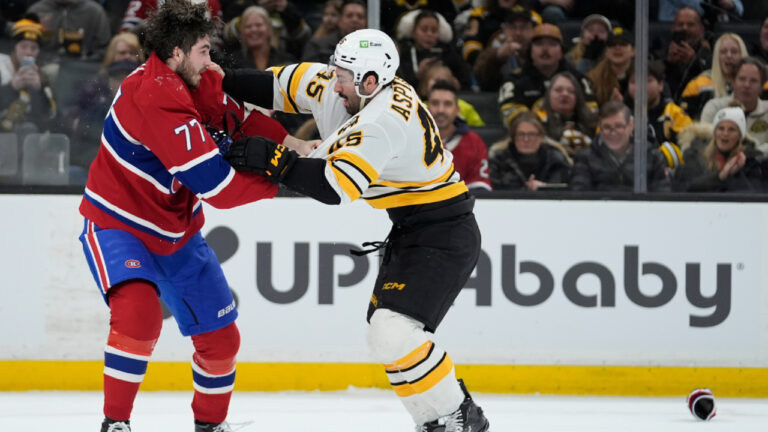 Canadiens' Kirby Dach returns vs. Bruins after lacerating finger in fight