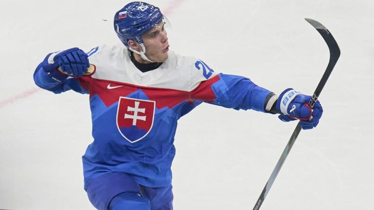 NHL EDGE stats behind Slafkovský's breakout year