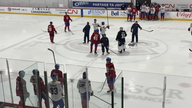 Photo of the Montreal Canadiens at practice in Brossard.
