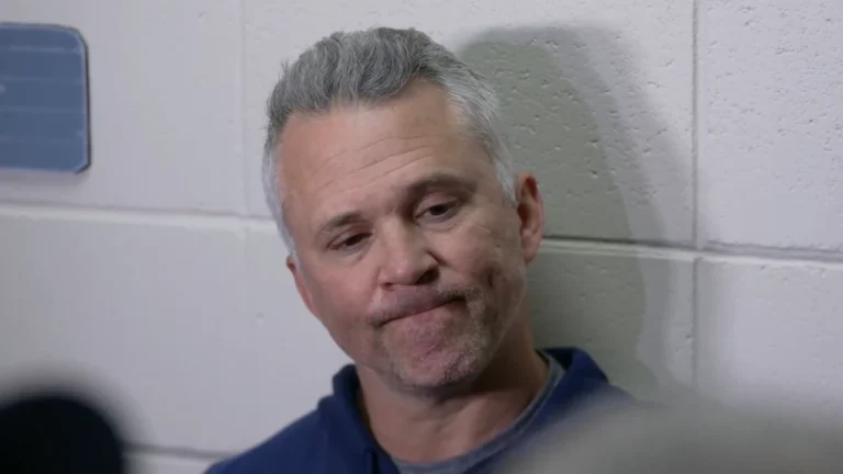 Photo of Montreal Canadiens head coach addressing the media after morning practice in Brossard.