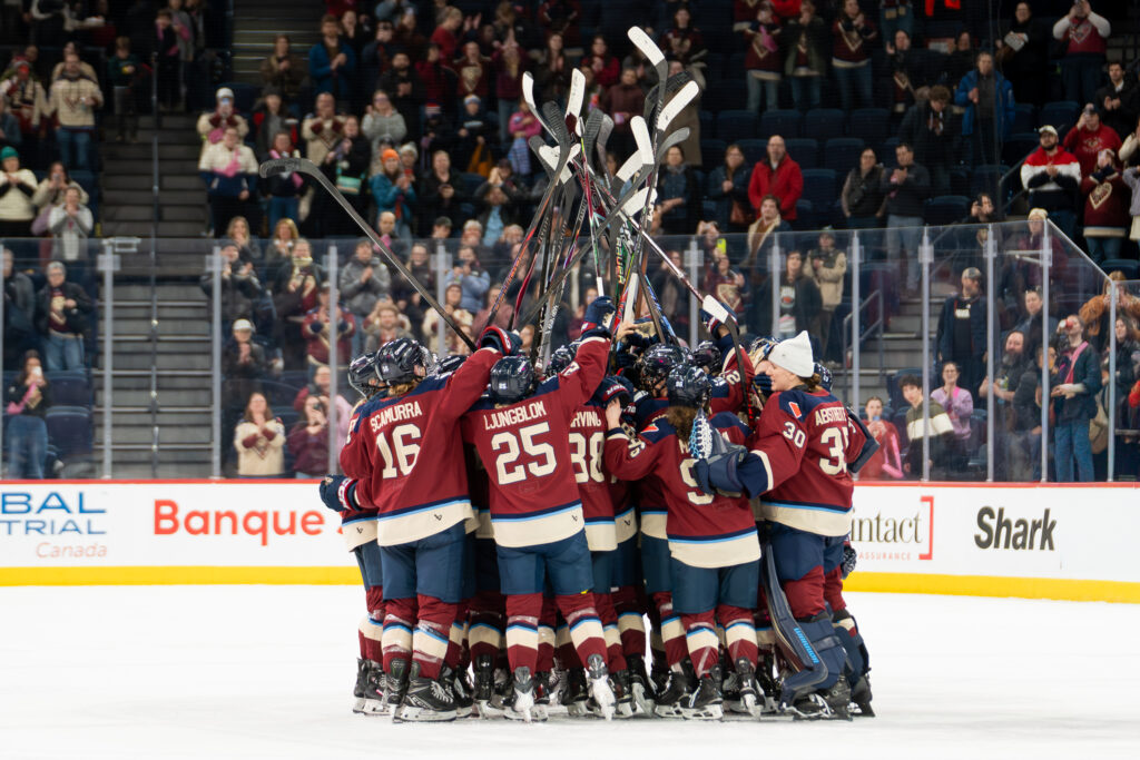 Montreal Victoire clinch playoff spot, set new PWHL record