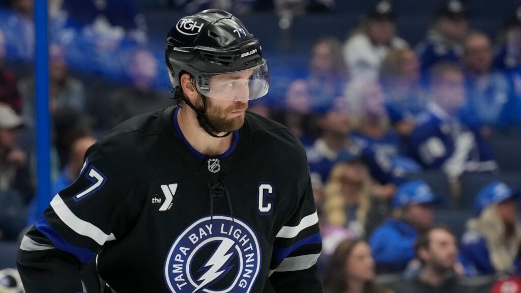 Lightning's Victor Hedman 'doubtful' to play in first-round series vs. Canadiens