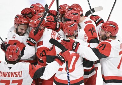 Hurricanes rediscover identity to take third-round series lead over Canadiens