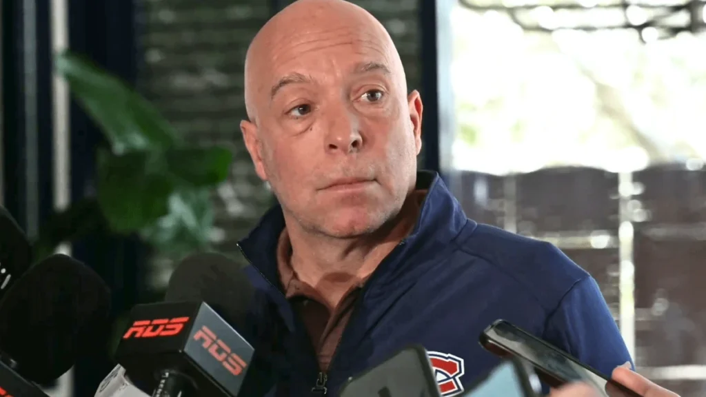Photo of Canadiens GM Kent Hughes addressing the media.