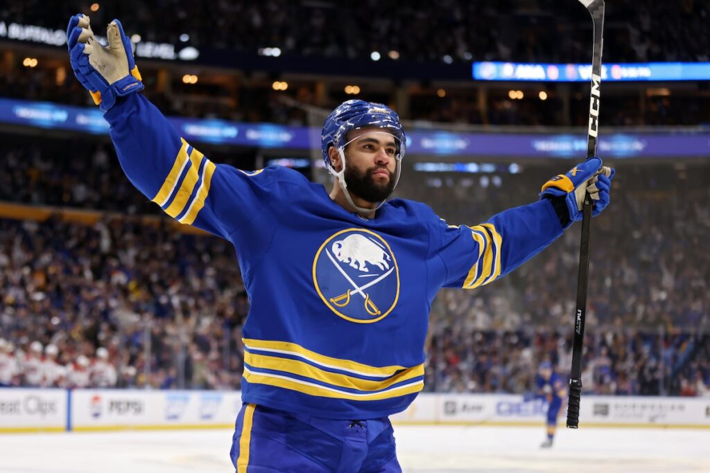 Sabres find life in their power-play in Game 1 win over Canadiens