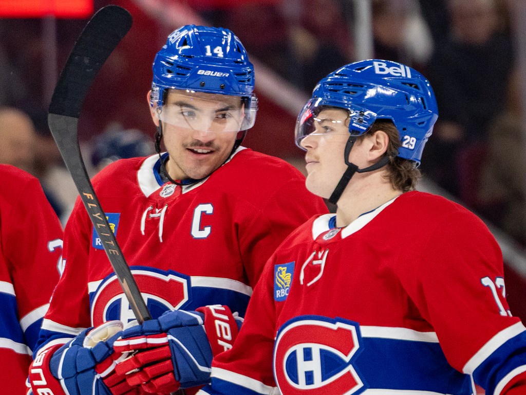 Canadiens' Nick Suzuki wins Selke Trophy, Cole Caufield takes Lady Byng