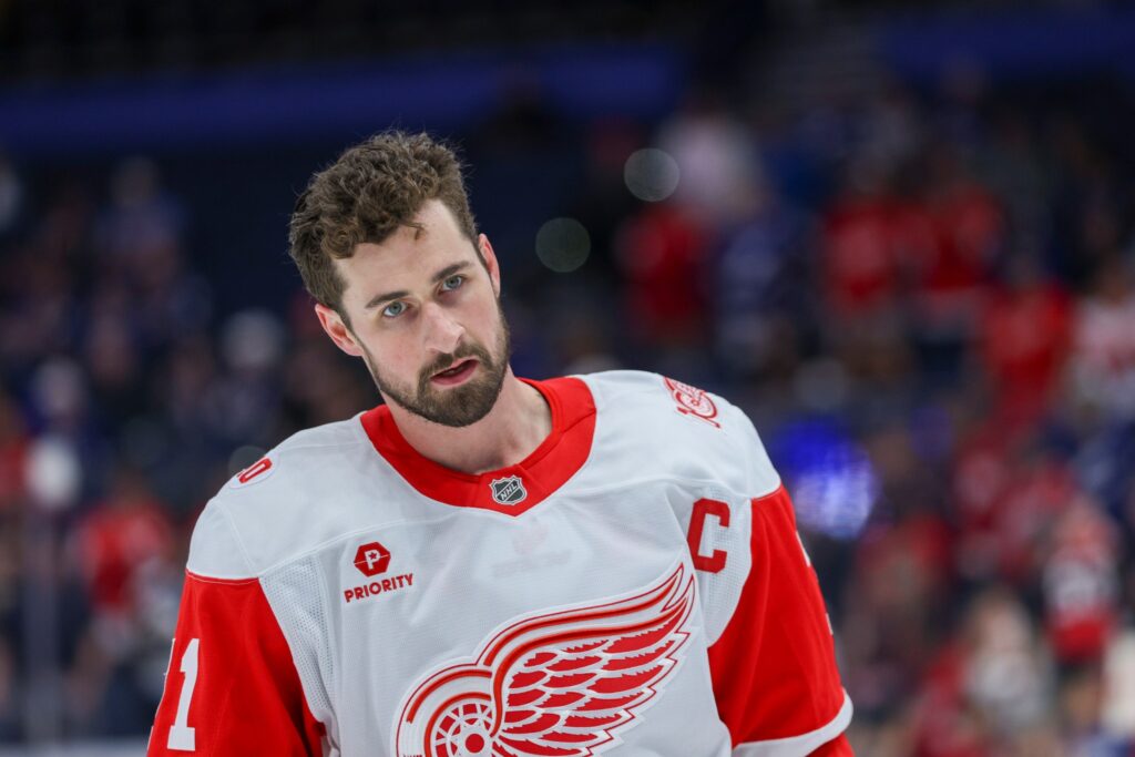 Analyzing Dylan Larkin’s potential fit with the Canadiens