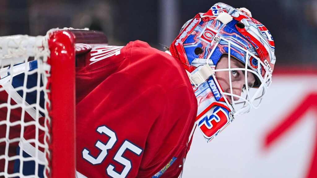 Oct 4, 2025; Montreal, Quebec, CAN; Montreal Canadiens goalie Samuel Montembeault (35) Look on against the Ottawa Senators during the second period at Bell Centre. Mandatory Credit: David Kirouac-Imagn Images
