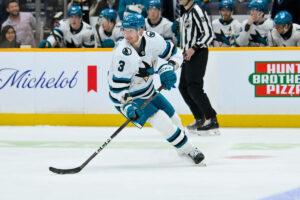 Canadiens Should Take A Chance On This Defenseman With A PTO