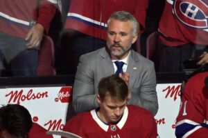 Montreal Canadiens coach Martin St. Louis signs multi-year contract extension