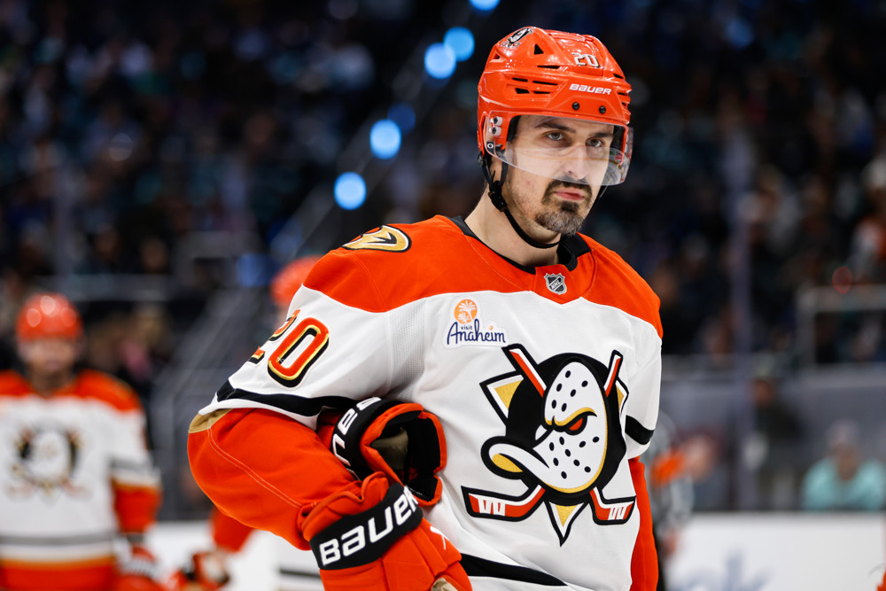 Montreal Canadiens sign Chris Kreider to one-year contract